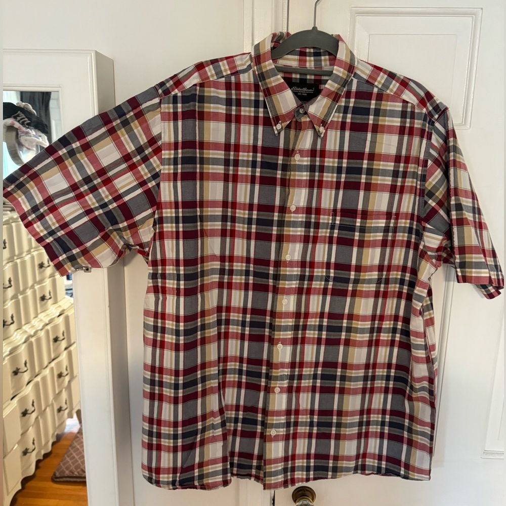 Eddie Bauer Short Sleeve Plaid Button Down Collar Shirt Men’s Size XL Tall